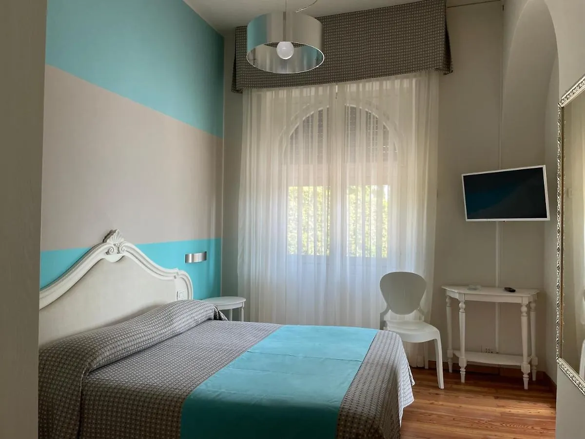 Hotel Bellevue Gardone Riviera
