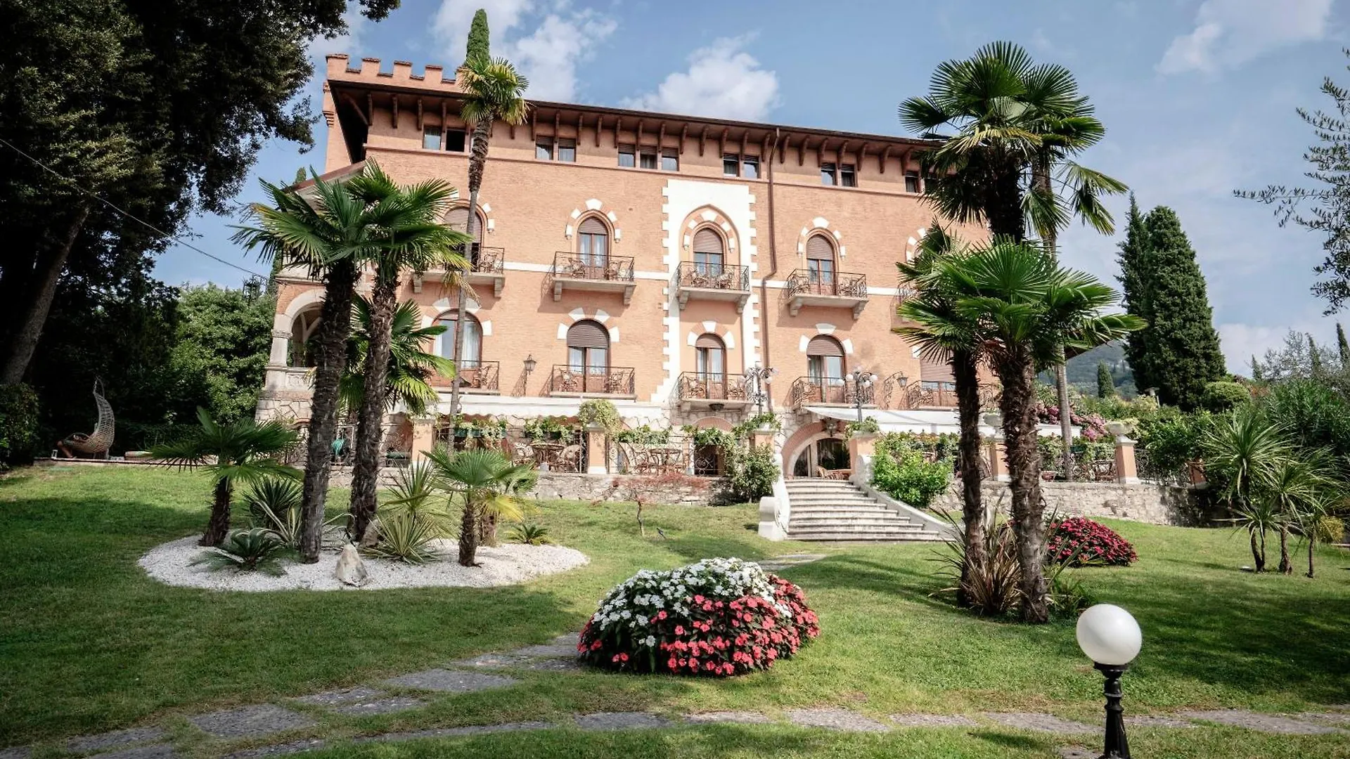 Hotel Bellevue Gardone Riviera 3*,  Itálie